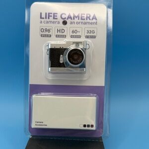 Simulated Silver Camera Ornament